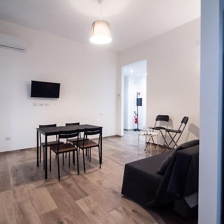 Nizza Apartment In Centro Salerno Luaran gambar