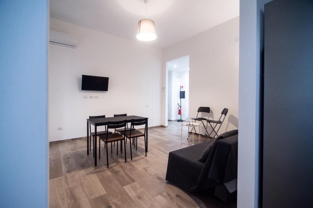 Nizza Apartment In Centro Salerno Luaran gambar