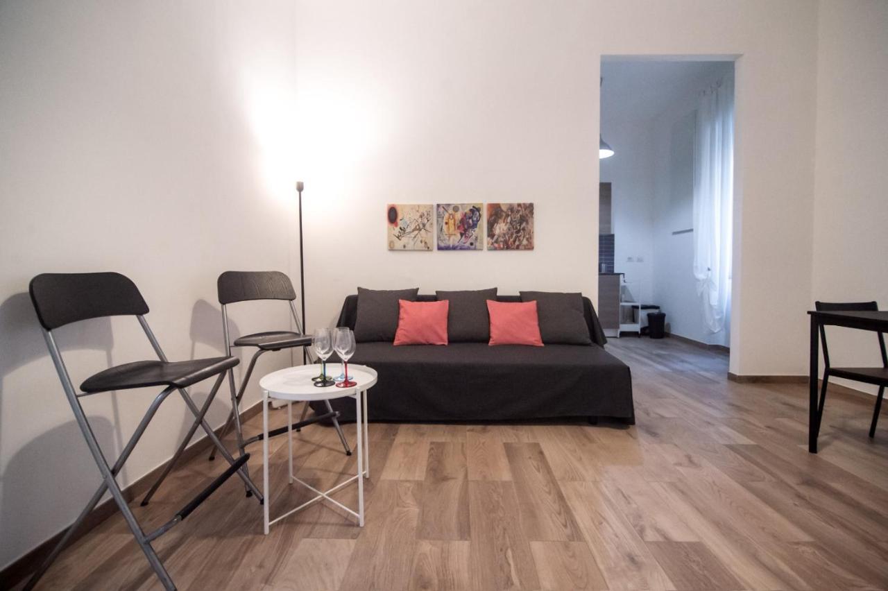 Nizza Apartment In Centro Salerno Luaran gambar