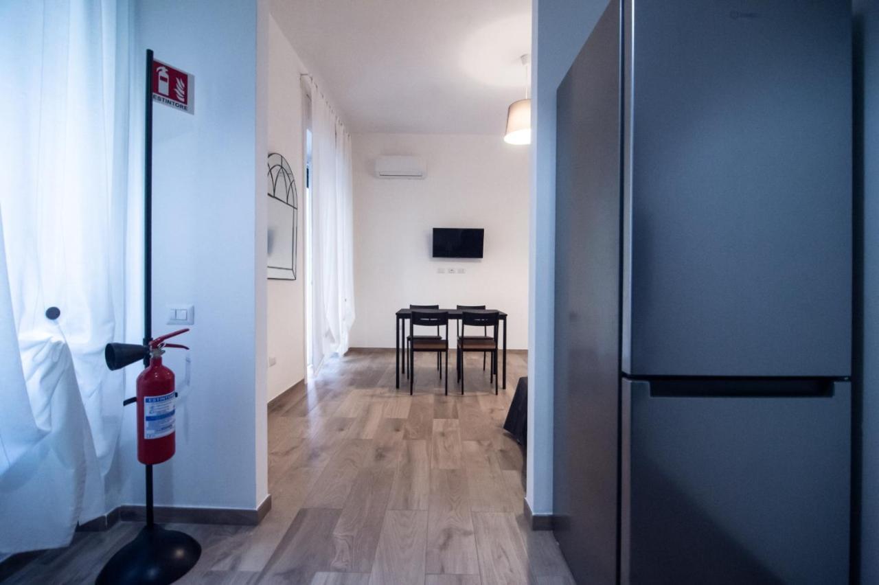 Nizza Apartment In Centro Salerno Luaran gambar