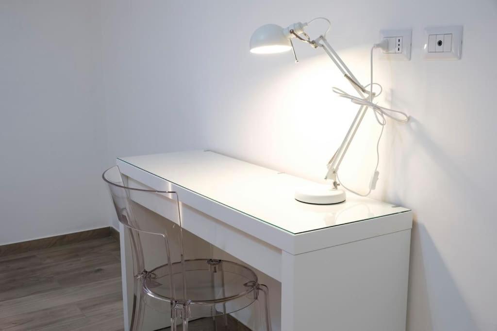 Nizza Apartment In Centro Salerno Luaran gambar