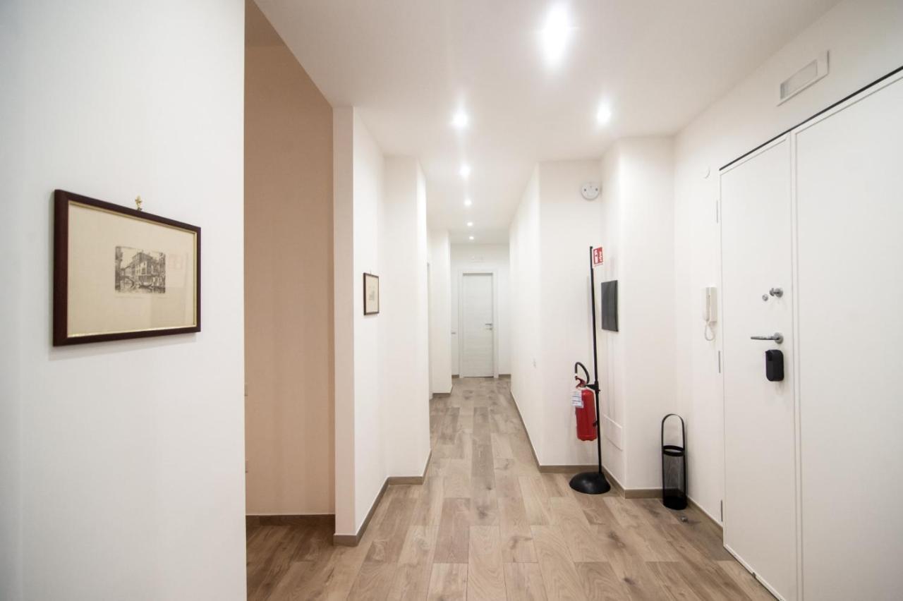 Nizza Apartment In Centro Salerno Luaran gambar